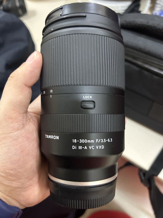 Обьектив продам таморон 18-300