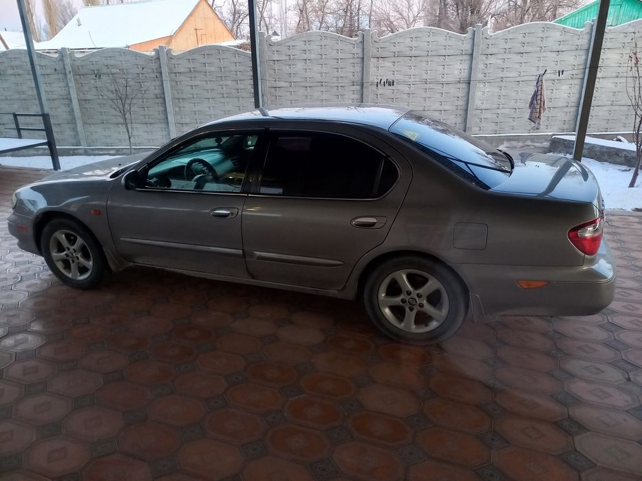 Ниссан максима 2куб. Газ, бензин.