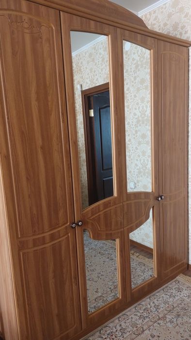 Спальный гарнитур