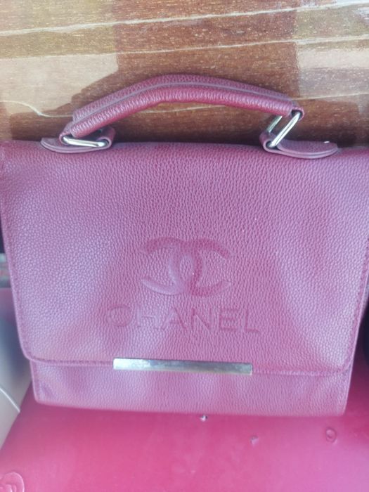 Продаются кожаные сумки