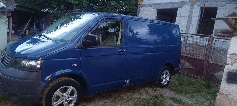 Vând Transporter t5