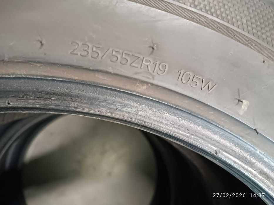 2бр.летни гуми 235/55/19 Hankook
