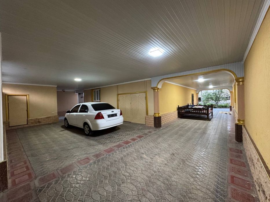 Уй сотилади узимни уйим