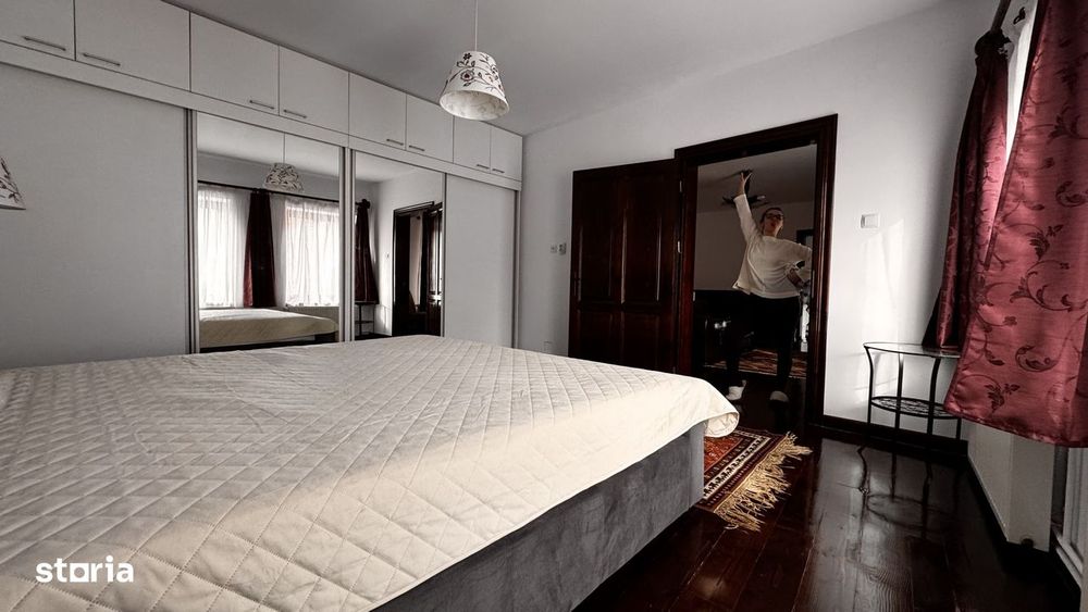 Proprietar-Apt 3 camere de exceptie in Centrul Istoric Str. Pielarilor