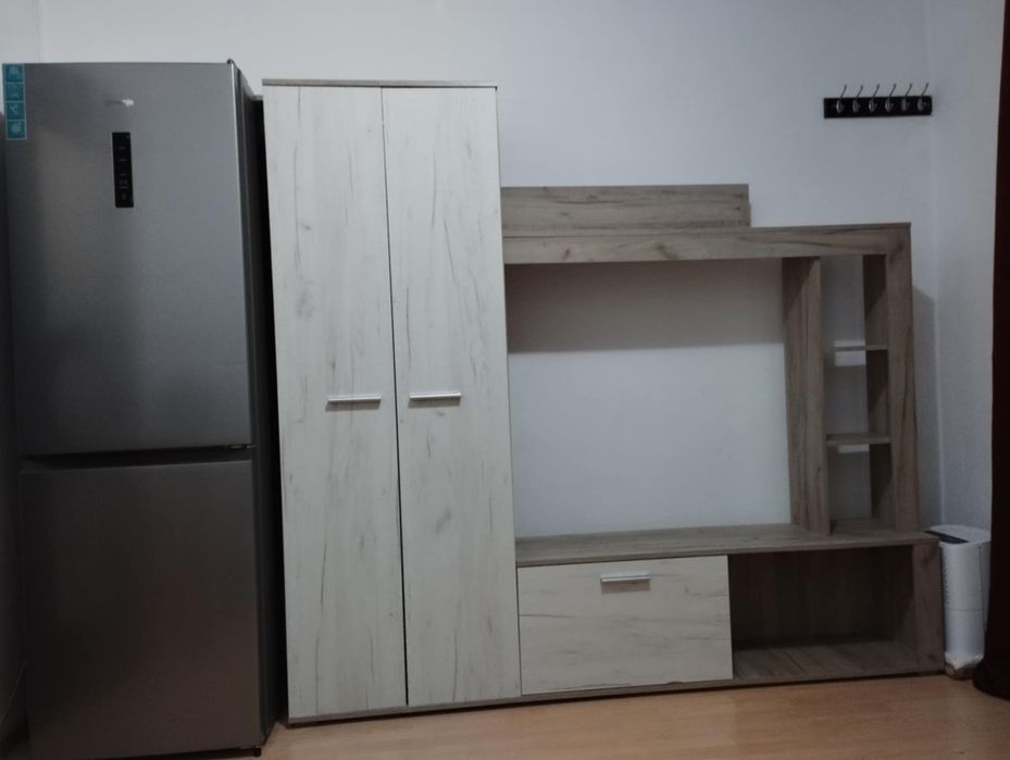 Inchiriez camera de cămin zona Granit, Iasi