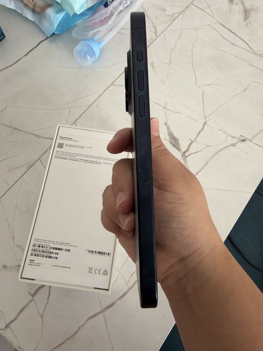 Продам iPhone 15 Pro Max, 256 ГБ