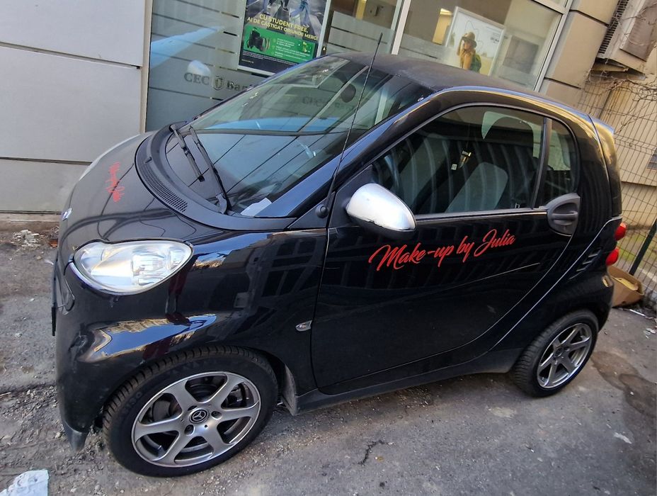 Vând Smart 451 an 2011