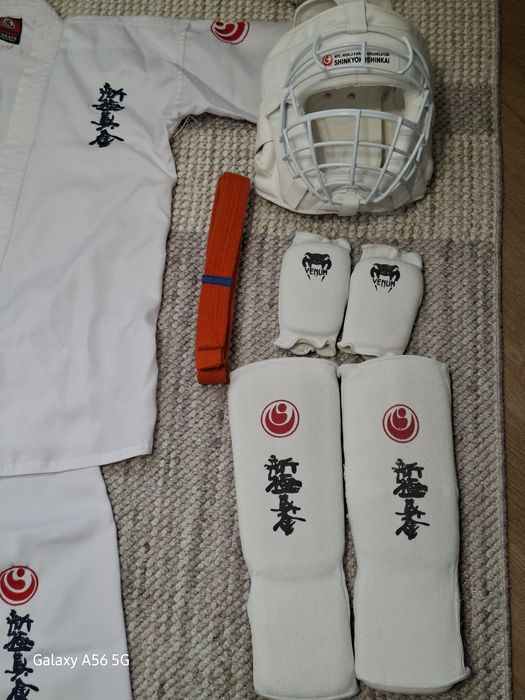 Карате одежда Шинкукушинкай