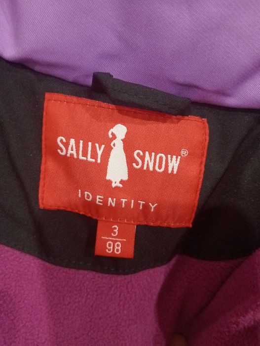 Продам куртку зима на девочку