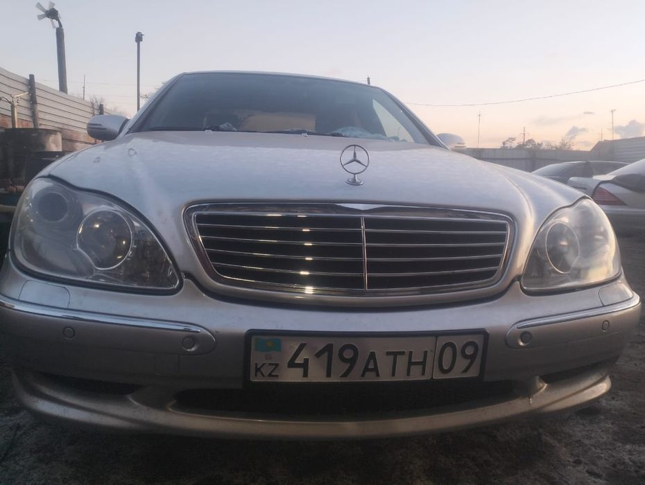 Мерседес 220 в отличном состоянии