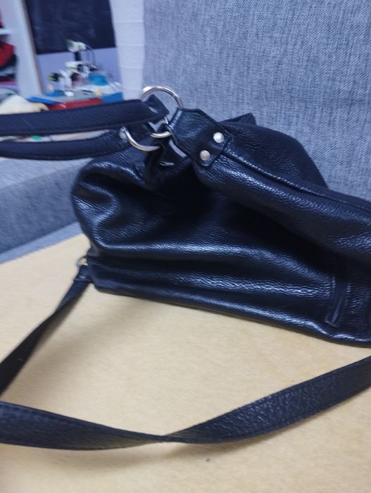 Geanta de piele, neagra