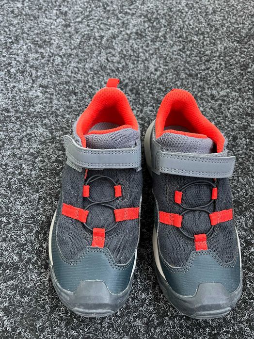 Incaltaminte sport munte copii