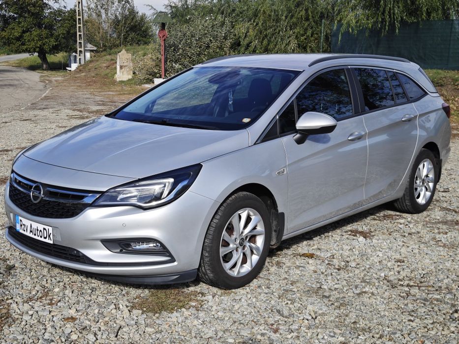 Opel Astra K Tourer 2016