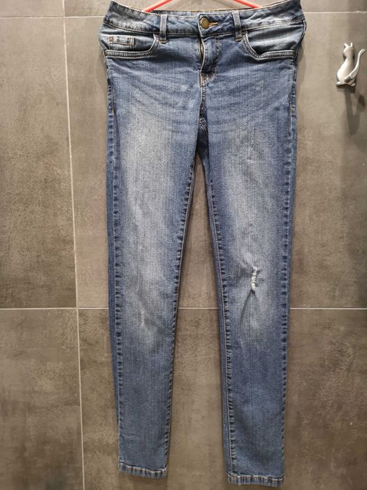 Доставка до СПИДИ АВТОМАТ 2,14€ Дънки М размер-с измерени мерки от мен