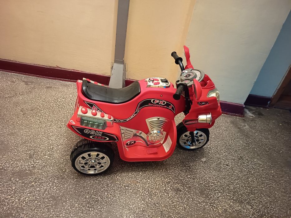 Motocicleta electrica pt copii