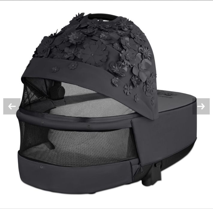 Cybex e- Priam 4 simply flowers зимен кош