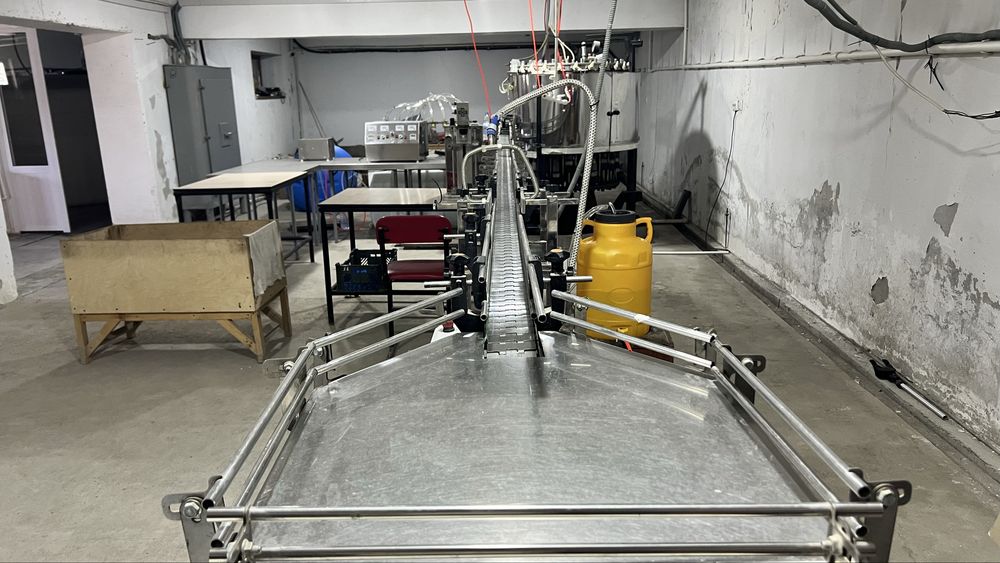 Suv ishlab chiqarish dastgohi komplekt