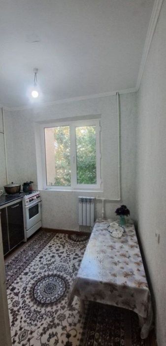 1 xonali kvartira sotiladi