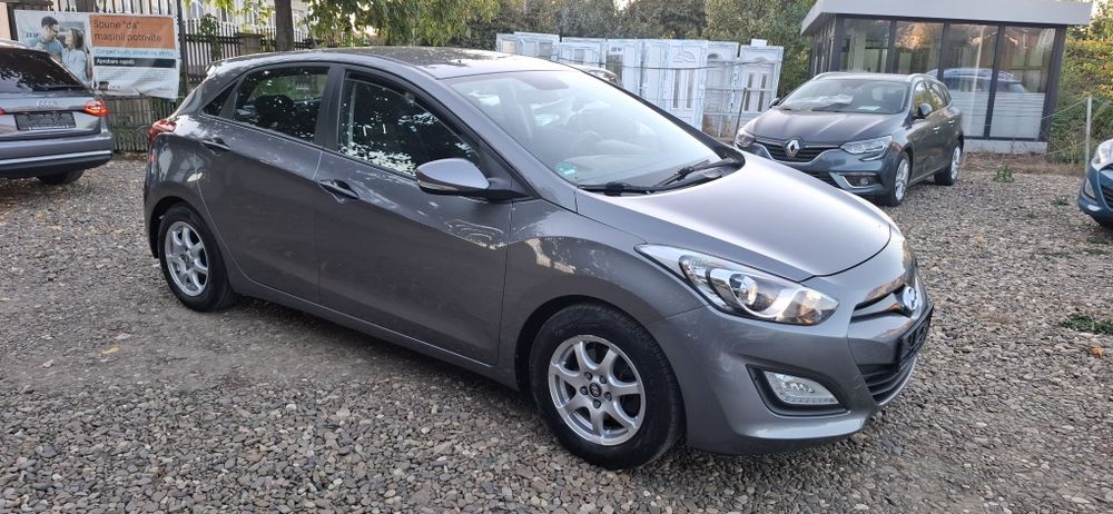 HYUNDAI i30 2013 — imagine 3