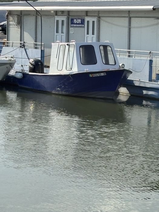 Barca cabinata spania 625