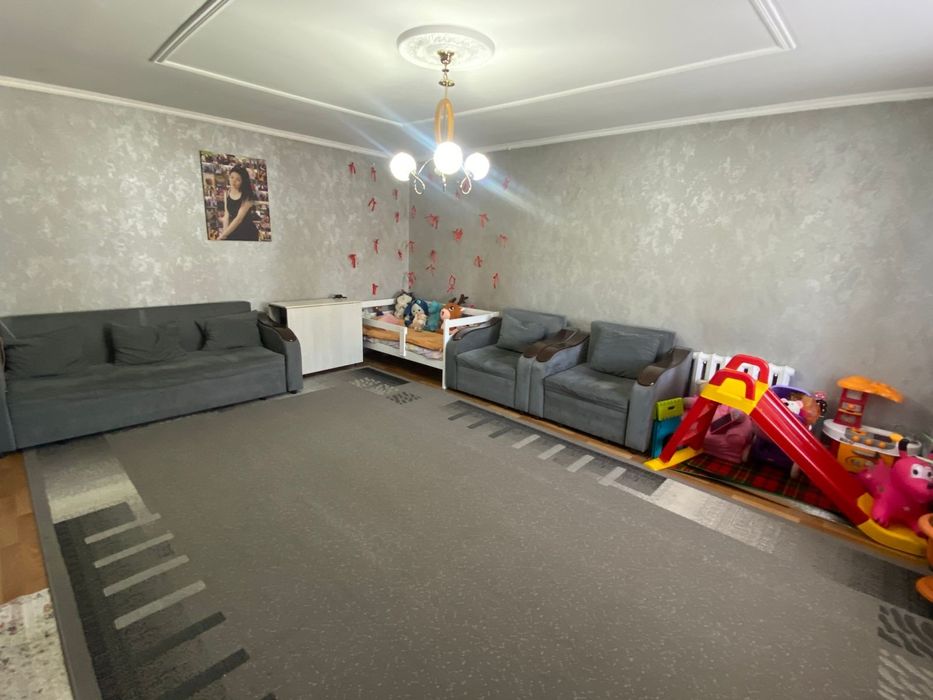 Обмен два дома на квартиру