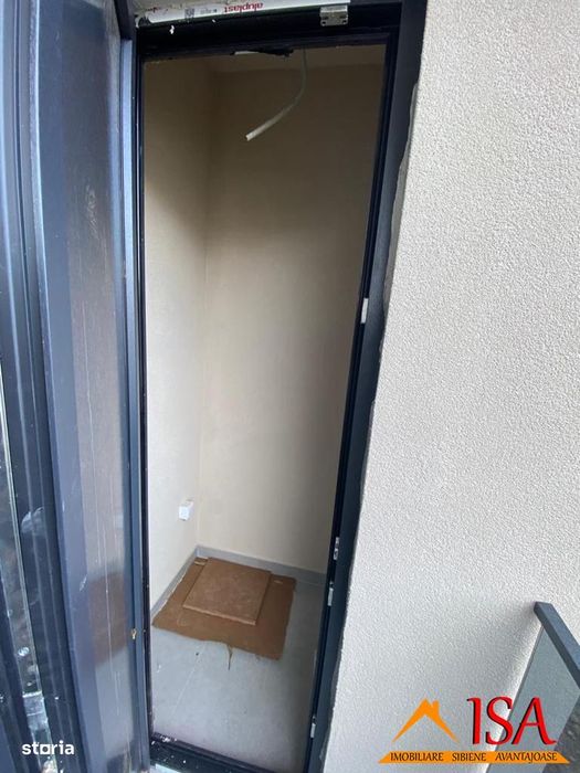 Garsonieră decomandată + curte proprie – ȘELIMBĂR