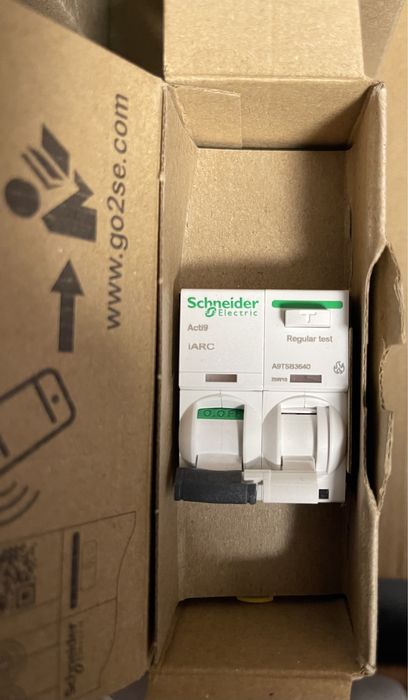 Schneider A9TSB3640 – AFDD 1P+N 40A pentru protecție avansată