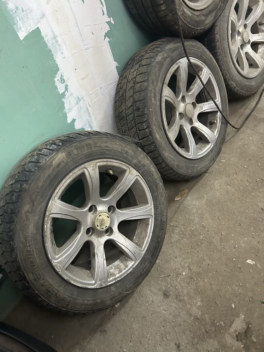 Продам диски с резиной