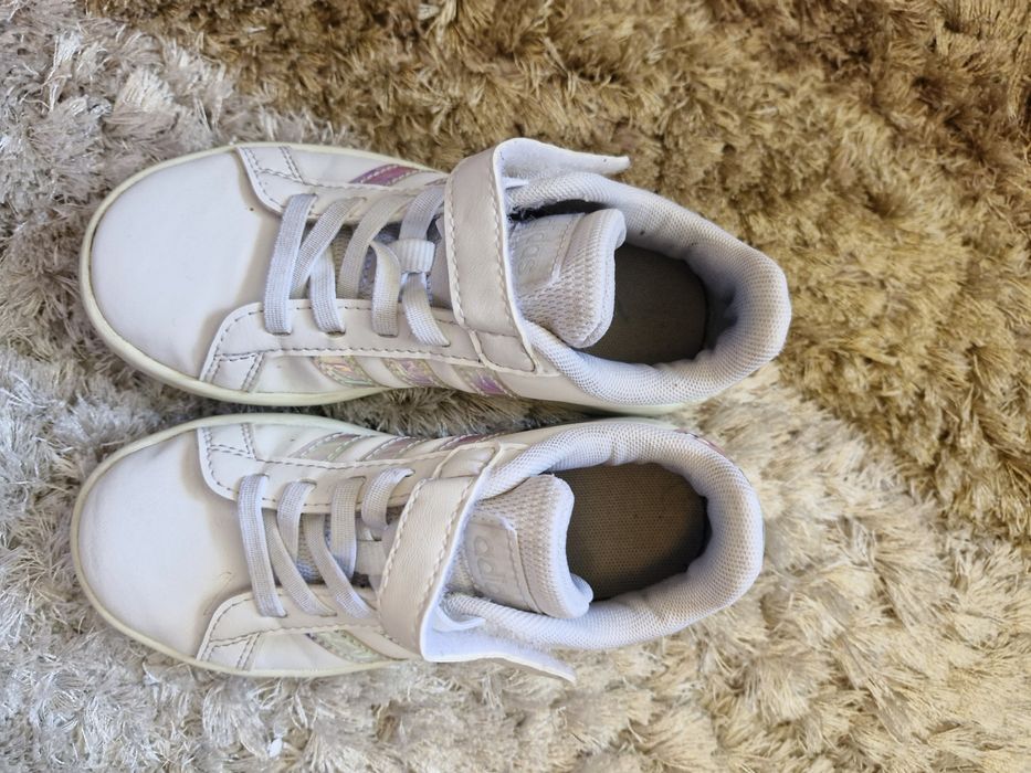 Adidasi cu velcro 28