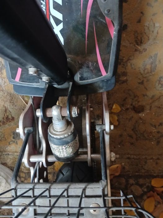 Vând trotinetă E flux street 40