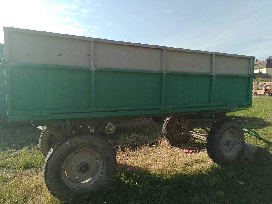 Remorca agricola