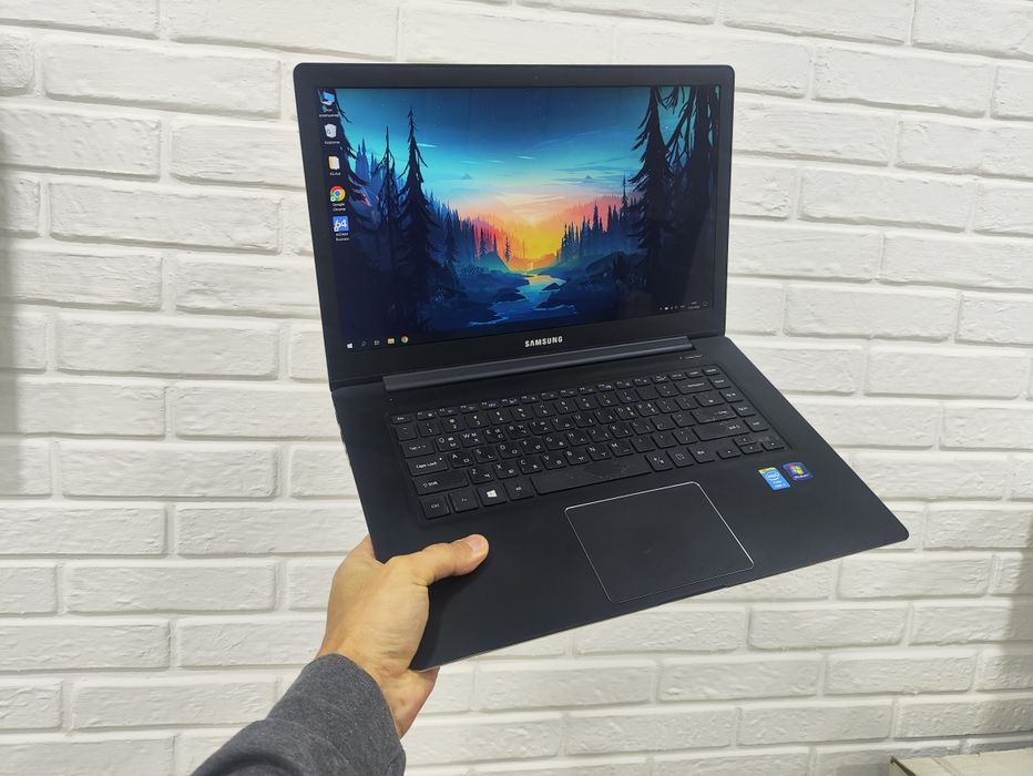 Samsung Galaxy Book Pro I7 8/255gb