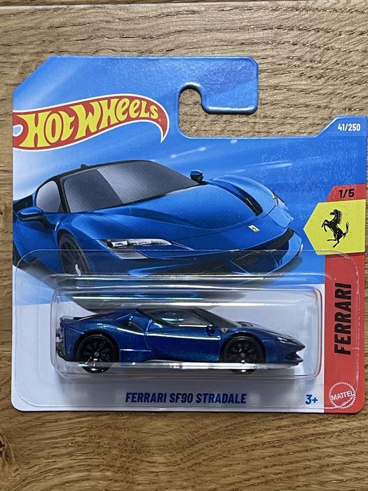 Hot Wheels Porsche 911 GT3 RS(992) Ferrari SF90 Sradale Arad • OLX.ro