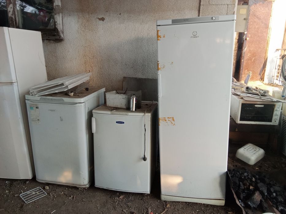 Морозильные камеры рабочие разные варианты и цены разные р-н калкаман