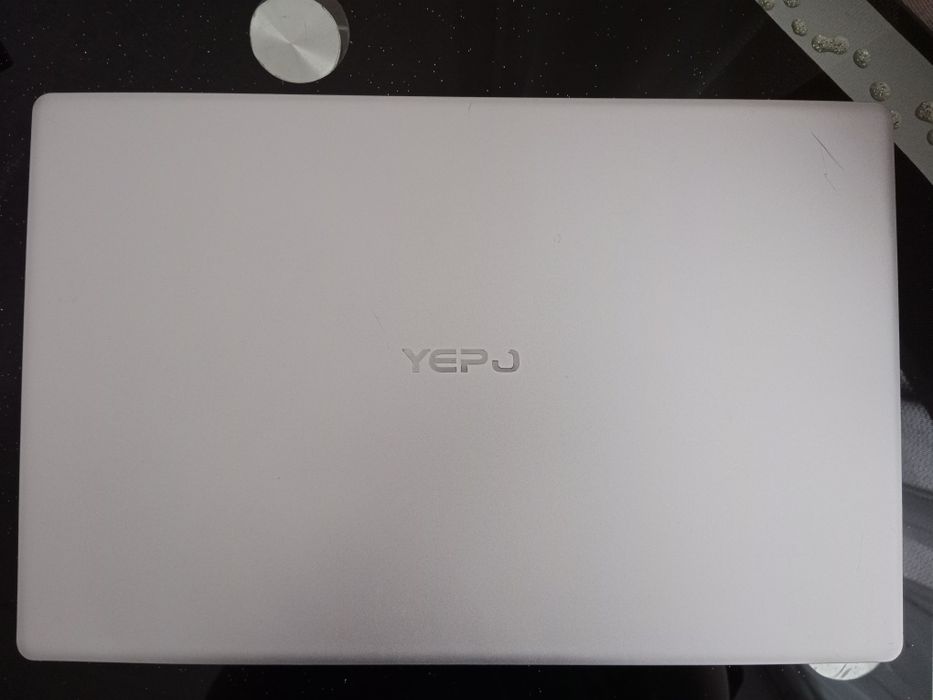 Продам ноутбук Yepo 737a6