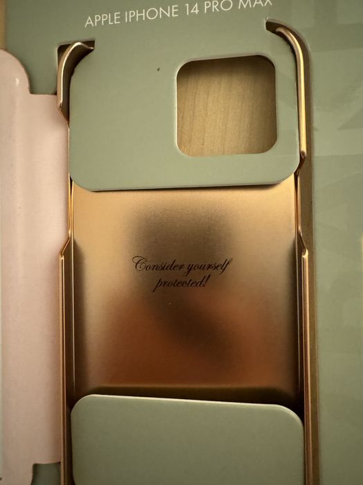 Нов кейс за телефон Iphone 14 Pro Max на Ted Baker