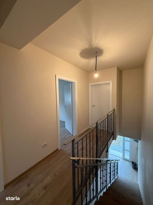 Duplex 4 Camere Cu 3 Dormitoare – Moșnița Nouă, Strada Gaitei 150.000