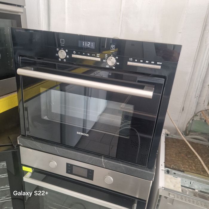 Компактна фурна комбнирана с микровълнова 2в1 за вграждане SIEMENS