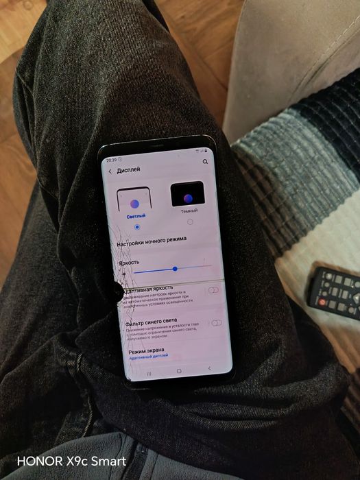 Продам самсунг с9+