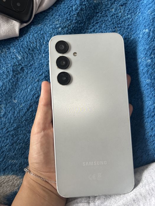 Vand un Samsung A16 pentru piese