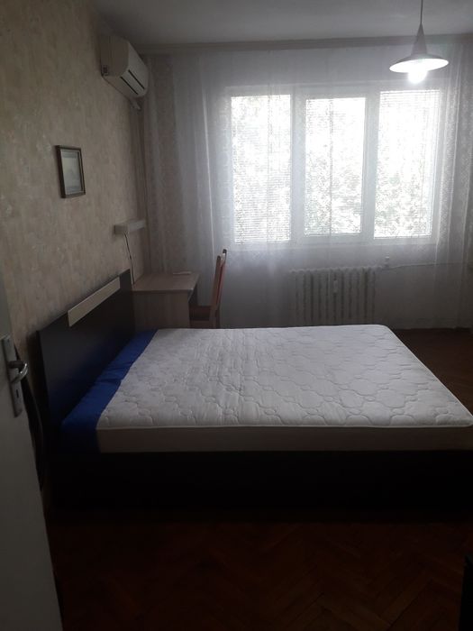 Продава се Тристаен апартамент в Плевен, м-т Стражата - 105 кв.м за 826 €/кв.м - Снимка #2
