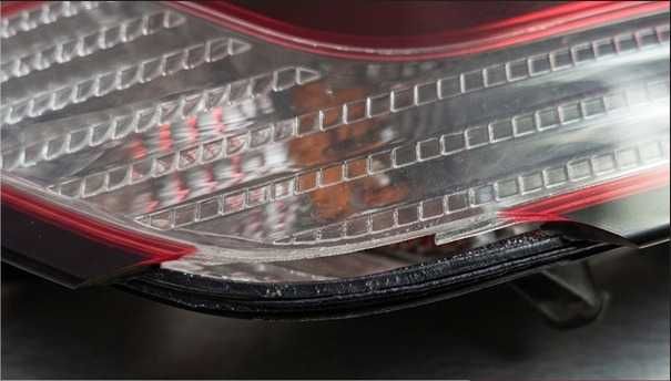stop spate dreapta citroen ds4 original cu mic defect