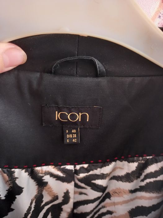 Модный плащ Срочно