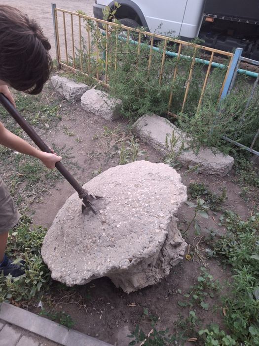 Продам молот тора цена 100000 тенге