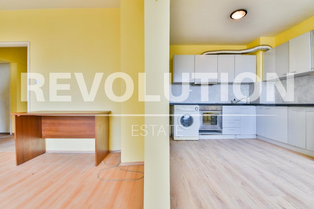 Дава се под наем Тристаен апартамент в София, Люлин 10 - 95 кв.м за 415 € - Снимка #4