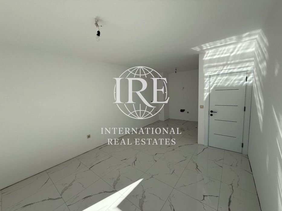 Продава се Двустаен апартамент в к.к. Св.Св. Константин и Елена - 70 кв.м за 1472 €/кв.м - Снимка #6