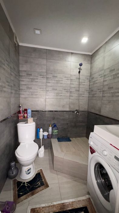 Тез арада үй сатылады