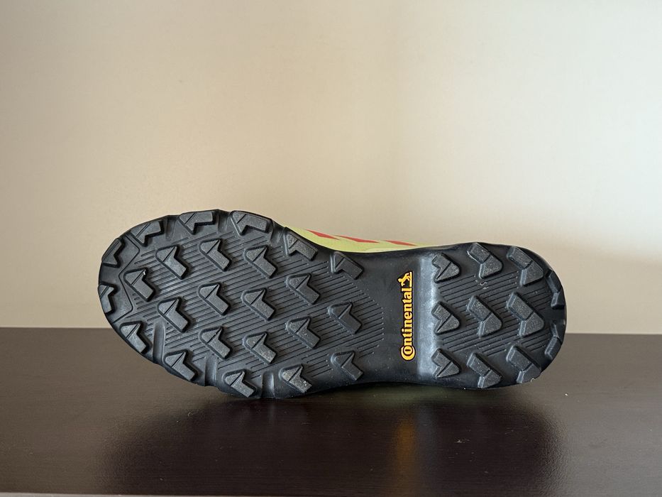Adidas Terrex Gore-Tex налични 36н 22см  37н 23.5см Стелка