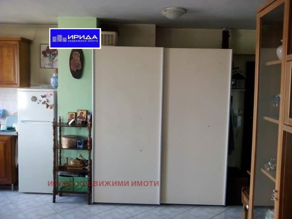 Двустаен апартамент в кв. Оборище