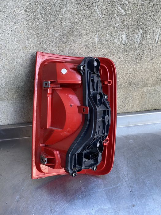 Stop stanga Vw Amarok an 2010-2016